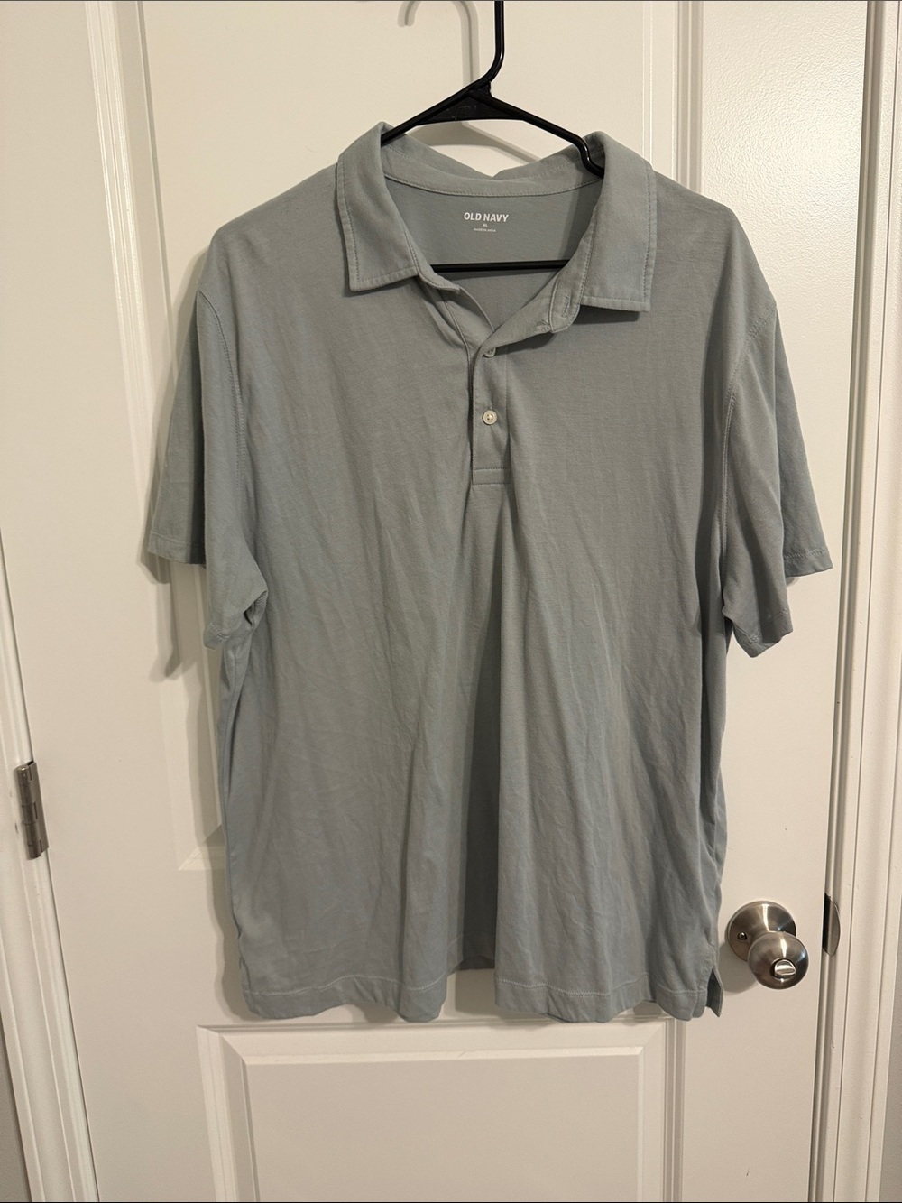 Old Navy Men's Light Grey Polo Shirt